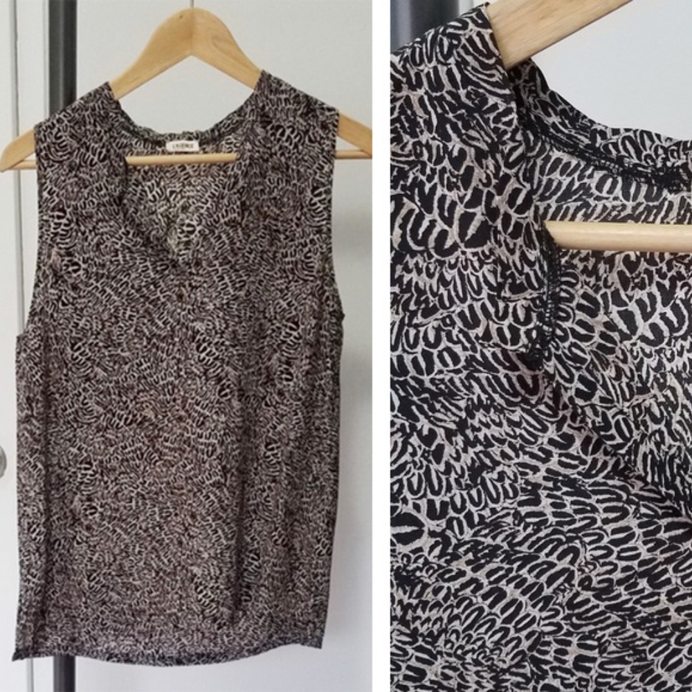 L'agence Printed Sleeveless 100% Silk Blouse